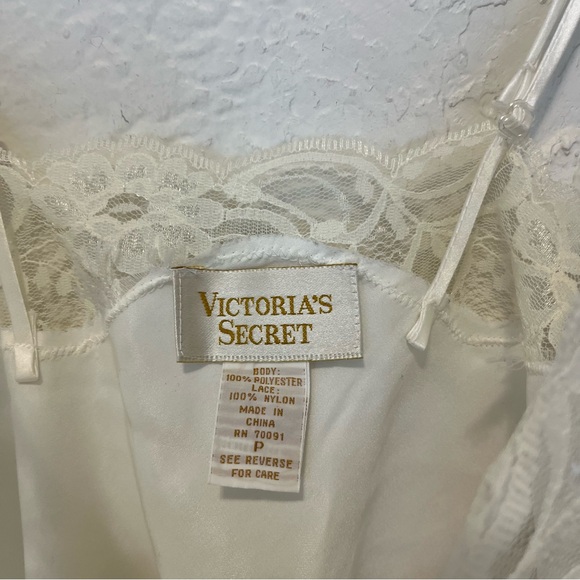 Vintage Victorias Secret XS Gold Label Cami Camisole Top Ivory White Satin Lace - Picture 7 of 9